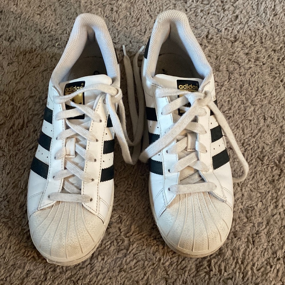 Adidas Tennis Shoes